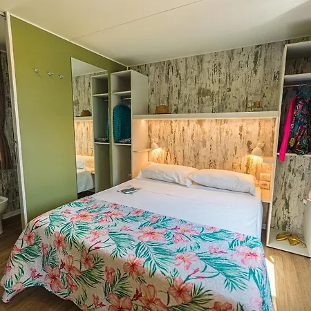 مكان تخييم Village Riva Blu بادينغي سول غاردا